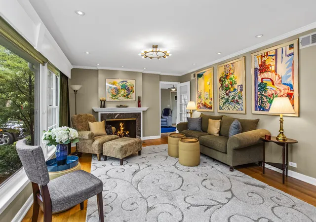 Photo 3 of Single family home for sale at 2761 Lincolnwood Dr, Evanston, IL 60201 | MLS# 12762485 | Listing updated on 2026-09-24