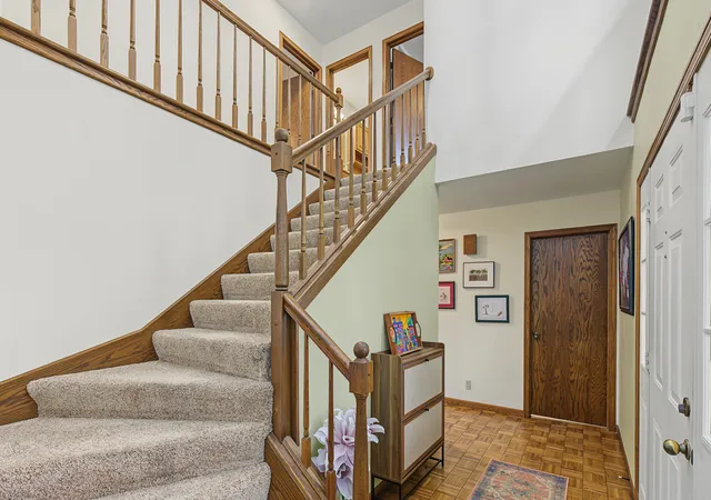 Photo 3 of Single family home for sale at 2011 O Donnell Dr, Champaign, IL 61821 | MLS# 12762494 | Listing updated on 2026-10-06