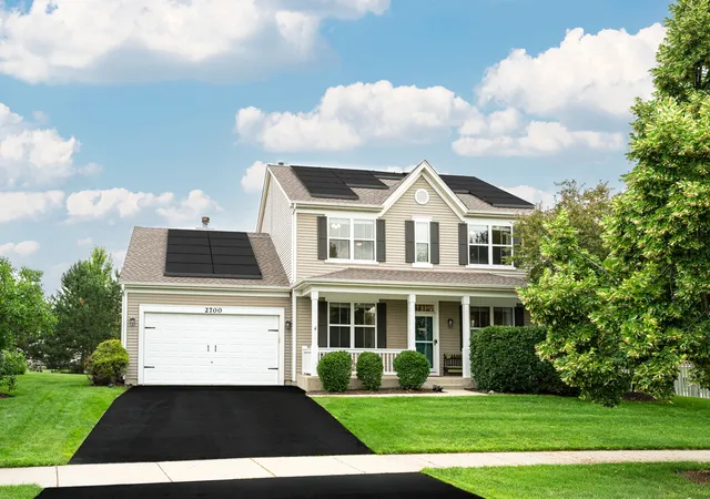 Photo 1 of Single family home for sale at 2700 Salt Crk Ct, Wauconda, IL 60084 | MLS# 12762500 | Listing updated on 2026-09-21