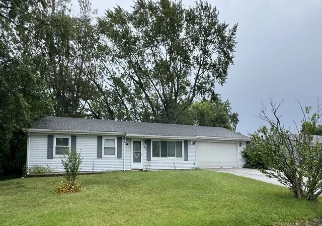 Photo 3 of Single family home for sale at 765 Baltimore Rd, Valparaiso, IN 46385 | MLS# 12762514 | Listing updated on 2026-09-23