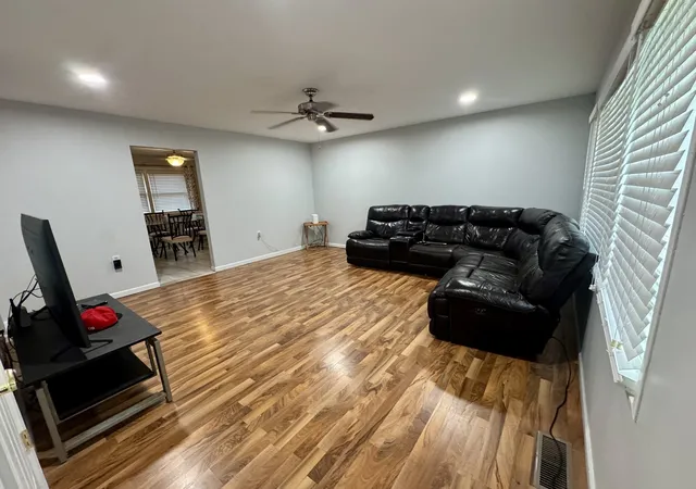 Photo 3 of Single family home for sale at 765 Baltimore Rd, Valparaiso, IN 46385 | MLS# 12762514 | Listing updated on 2026-09-23