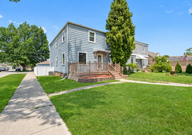 Photo 2 of Single family home for sale at 7052 41st Street, Berwyn, IL 60402 | MLS# 12762518 | Listing updated on 2026-09-23