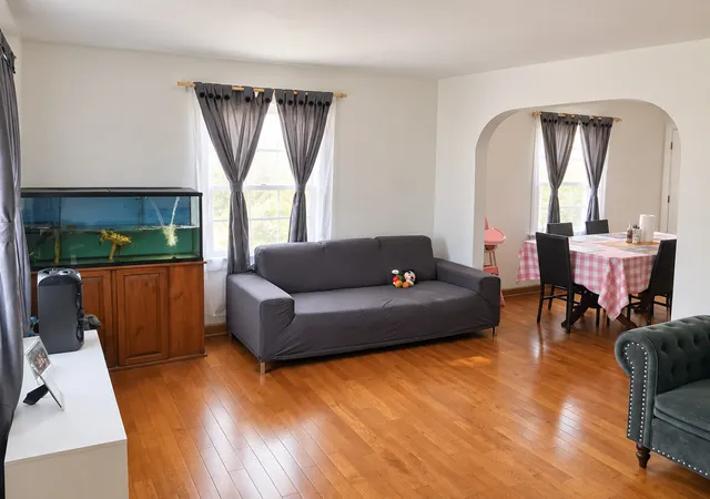 Photo 3 of Single family home for sale at 7052 41st Street, Berwyn, IL 60402 | MLS# 12762518 | Listing updated on 2026-09-23