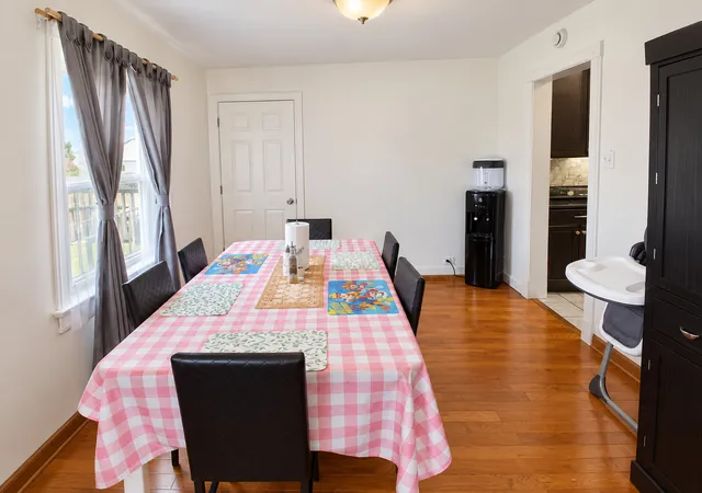 Photo 4 of Single family home for sale at 7052 41st Street, Berwyn, IL 60402 | MLS# 12762518 | Listing updated on 2026-09-23