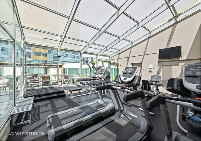 Photo 4 of Condo for sale at 1720 Maple Ave #910, Evanston, IL 60201 | MLS# 12762536 | Listing updated on 2026-09-24