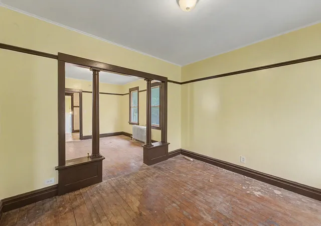 Photo 3 of Single family home for sale at 411 N Arlington Hts Rd, Arlington Heights, IL 60004 | MLS# 12762545 | Listing updated on 2026-09-24
