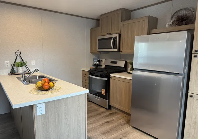 Photo 3 of Manufactured home for sale at 75 Candlegate Cir, Matteson, IL 60443 | MLS# 12762548 | Listing updated on 2026-09-23