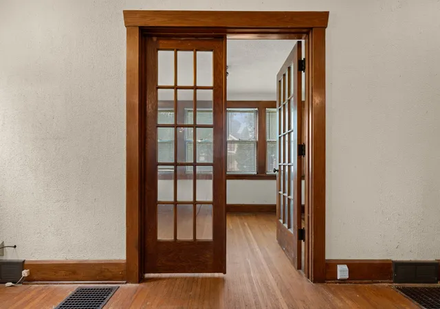 Photo 3 of Sale Pending at 2040 Oxford, Rockford, IL 61103 | MLS# 12762552 | Listing updated on 2026-09-20