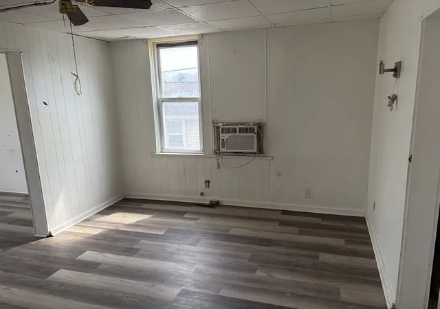 Listing Photo 4 - Condo for sale in building located at 818-820 S 8th St, Quincy, IL 62301