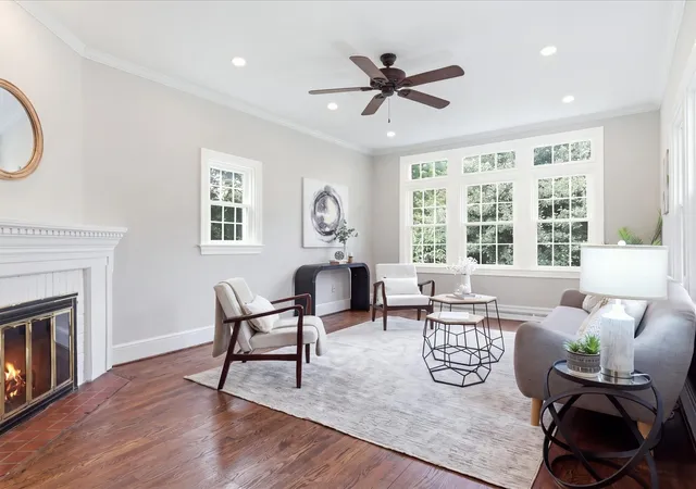 Photo 2 of Single family home for sale at 200 Pine St, Alexandria, VA 22305 | MLS# 12762562 | Listing updated on 2026-10-23