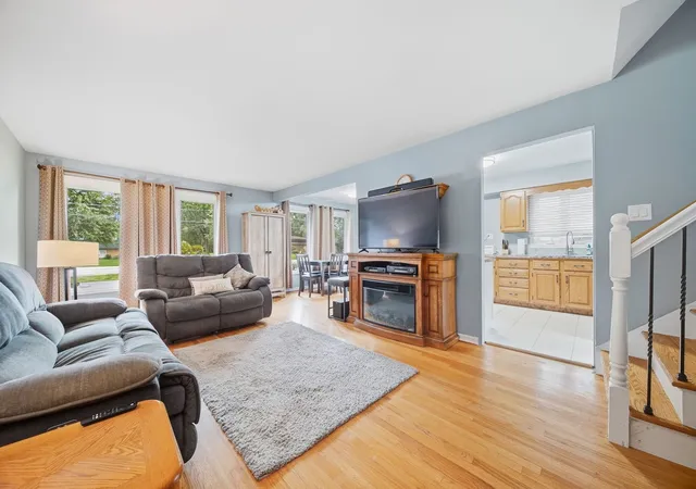 Photo 2 of Single family home for sale at 17736 S Ridgeland Ave, Tinley Park, IL 60477 | MLS# 12762566 | Listing updated on 2026-09-29