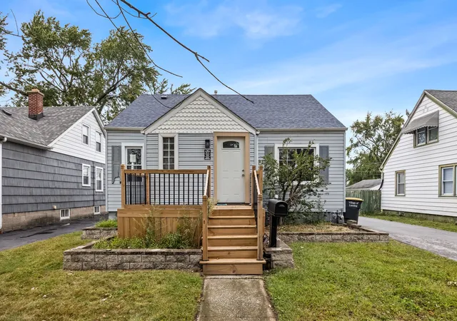 Photo 1 of Single family home for sale at 3250 186th Street, Lansing, IL 60438 | MLS# 12762573 | Listing updated on 2026-09-30