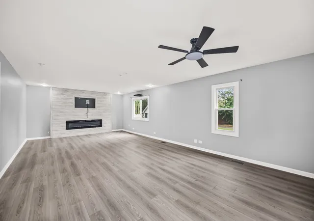 Photo 3 of Single family home for sale at 3250 186th Street, Lansing, IL 60438 | MLS# 12762573 | Listing updated on 2026-09-30
