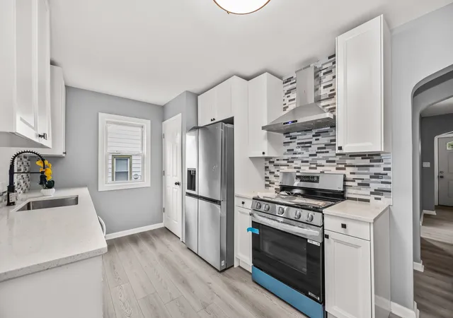Photo 4 of Single family home for sale at 3250 186th Street, Lansing, IL 60438 | MLS# 12762573 | Listing updated on 2026-09-30