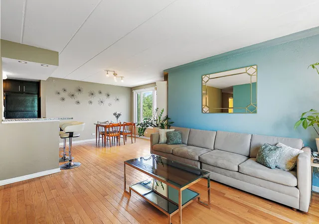 Photo 3 of Condo for sale at 1 Renaissance Pl #517, Palatine, IL 60067 | MLS# 12762578 | Listing updated on 2026-09-23