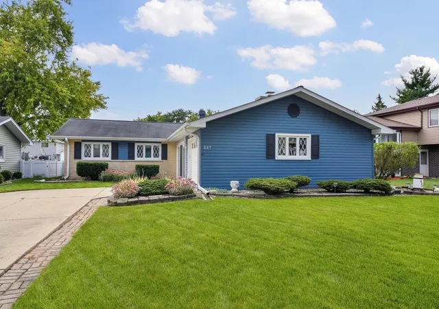Photo 2 of Single family home for sale at 337 W Edson Pl, Lombard, IL 60148 | MLS# 12762579 | Listing updated on 2026-09-22