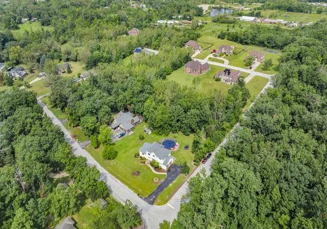 Photo 2 of Single family home for sale at 21176 Lisa Ln, Steger, IL 60475 | MLS# 12762595 | Listing updated on 2026-09-23