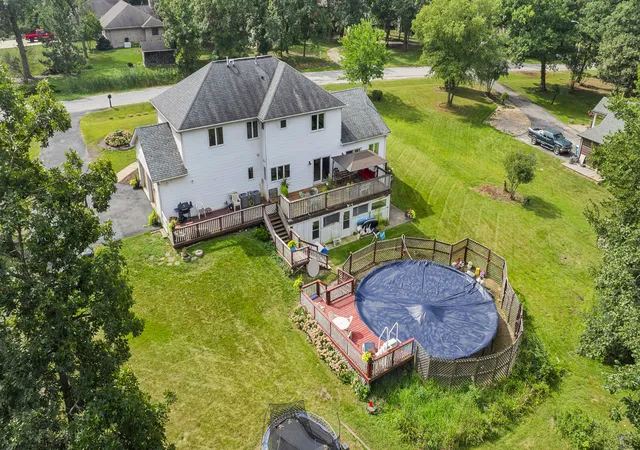 Photo 4 of Single family home for sale at 21176 Lisa Ln, Steger, IL 60475 | MLS# 12762595 | Listing updated on 2026-09-23