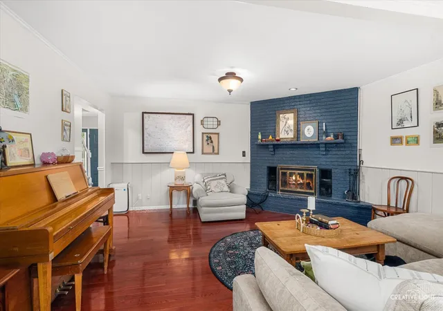 Photo 4 of Single family home for sale at 4s170 Hazelcrest Dr, Sugar Grove, IL 60554 | MLS# 12762608 | Listing updated on 2026-10-02