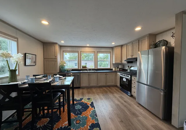 Photo 2 of Manufactured home for sale at 181 Windmere Cir, Matteson, IL 60443 | MLS# 12762610 | Listing updated on 2026-09-24