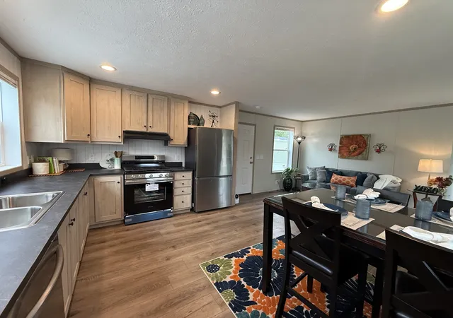 Photo 3 of Manufactured home for sale at 181 Windmere Cir, Matteson, IL 60443 | MLS# 12762610 | Listing updated on 2026-09-24