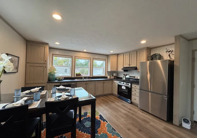 Photo 4 of Manufactured home for sale at 181 Windmere Cir, Matteson, IL 60443 | MLS# 12762610 | Listing updated on 2026-09-24