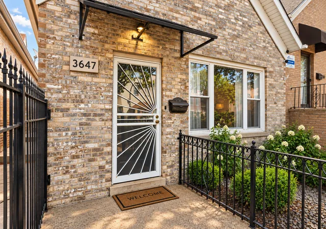 Photo 2 of Single family home for sale at 3647 S Union Ave, Chicago, IL 60609 | MLS# 12762611 | Listing updated on 2026-09-22