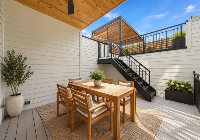 Photo 4 of Single family home for sale at 1914 N Rockwell St, Chicago, IL 60647 | MLS# 12762615 | Listing updated on 2026-09-25