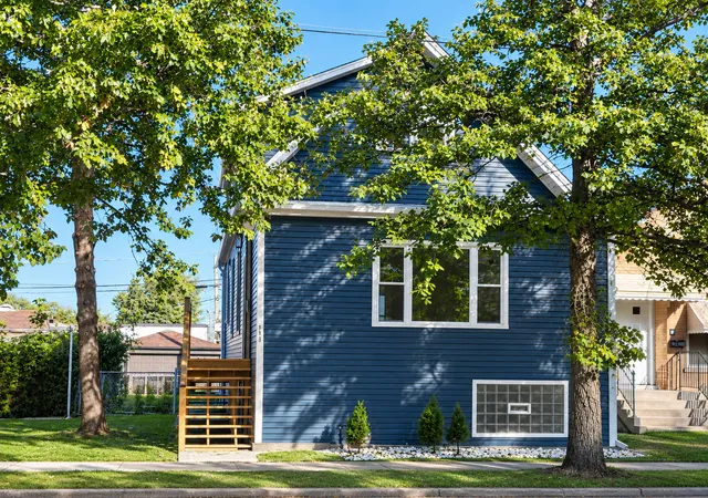 Single family home for sale at 3813 N Narragansett Ave, Chicago, IL 60634 | MLS# 12762620