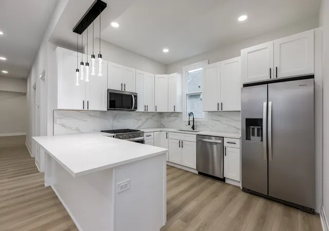 Photo 2 of Single family home for sale at 3813 N Narragansett Ave, Chicago, IL 60634 | MLS# 12762620 | Listing updated on 2026-10-08