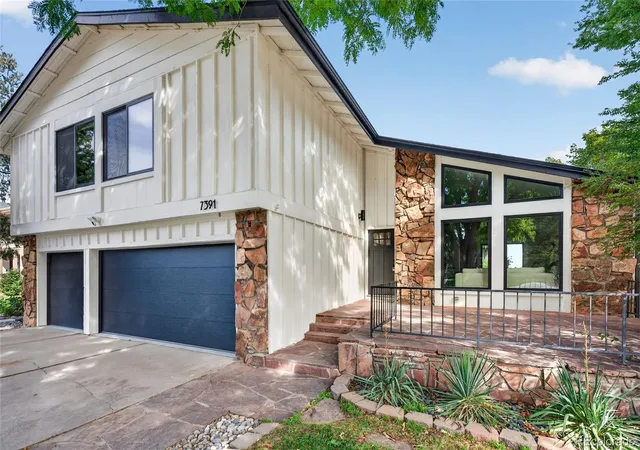 Photo 3 of Single family home for sale at 7391 S Costilla St, Littleton, CO 80120 | MLS# 12762681 | Listing updated on 2026-09-20