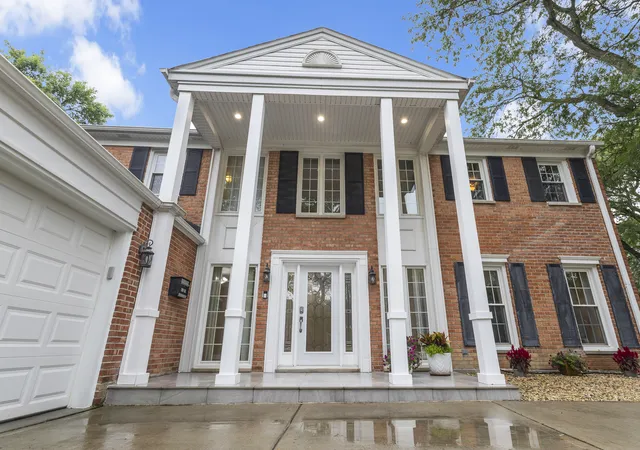 Photo 2 of Single family home for sale at 1802 S Fernandez Ave, Arlington Heights, IL 60005 | MLS# 12762688 | Listing updated on 2026-09-22