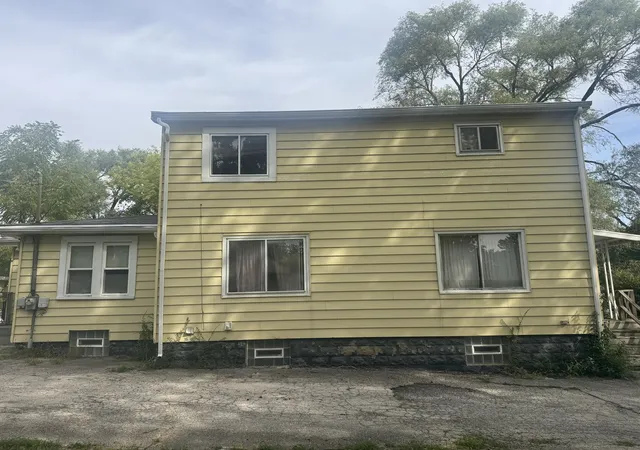 Photo 3 of Single family home for sale at 2306 Wright Ave, North Chicago, IL 60064 | MLS# 12762705 | Listing updated on 2026-10-01