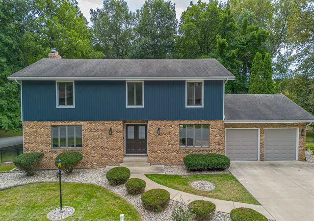 Photo 1 of Single family home for sale at 46 Guildford Dr, Bourbonnais, IL 60914 | MLS# 12762721 | Listing updated on 2026-10-06