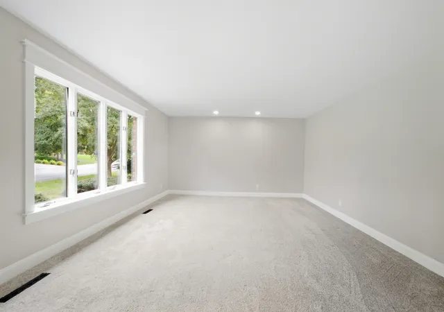 Photo 3 of Single family home for sale at 46 Guildford Dr, Bourbonnais, IL 60914 | MLS# 12762721 | Listing updated on 2026-10-06