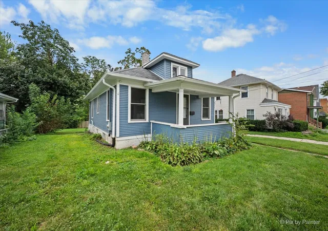 Photo 3 of Single family home for sale at 311 Locust St, Elgin, IL 60123 | MLS# 12762722 | Listing updated on 2026-09-23