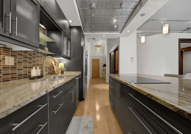 Photo 4 of Condo for sale at 360 W Illinois St #7D, Chicago, IL 60654 | MLS# 12762757 | Listing updated on 2026-10-22