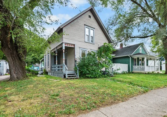 Single family home for sale at 679 Villa St, Elgin, IL 60120 | MLS# 12762758