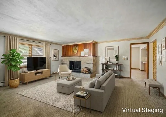Photo 3 of Single family home for sale at 325 Grove Ave, Highwood, IL 60040 | MLS# 12762775 | Listing updated on 2026-10-05