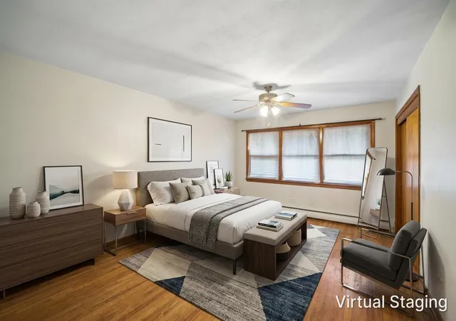 Photo 4 of Single family home for sale at 325 Grove Ave, Highwood, IL 60040 | MLS# 12762775 | Listing updated on 2026-10-05