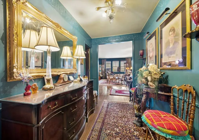 Listing Photo 4 - Condo for sale in building located at 5555 N Sheridan Rd, Chicago, IL 60640 - Unit #1007