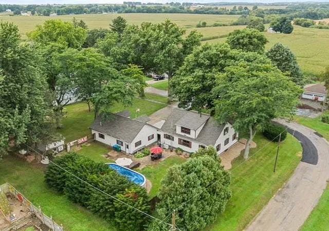 Photo 2 of Sale Pending at 110 N Maple Ave, Polo, IL 61064 | MLS# 12762781 | Listing updated on 2026-10-05