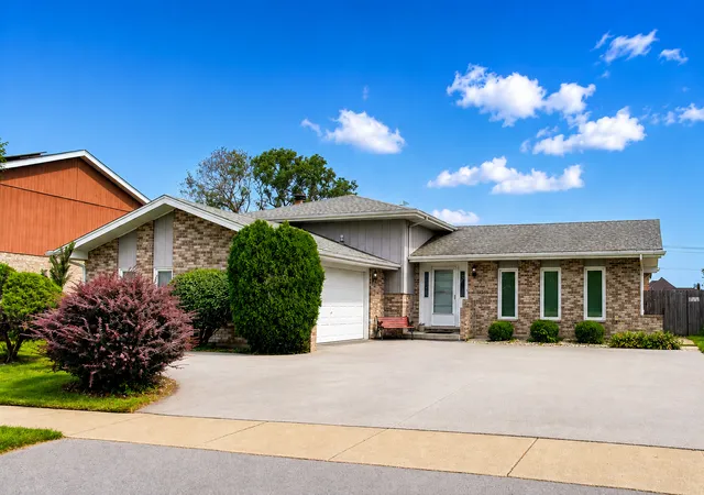 Photo 1 of Single family home for sale at 19255 Bernadine St, Lansing, IL 60438 | MLS# 12762827 | Listing updated on 2026-09-23