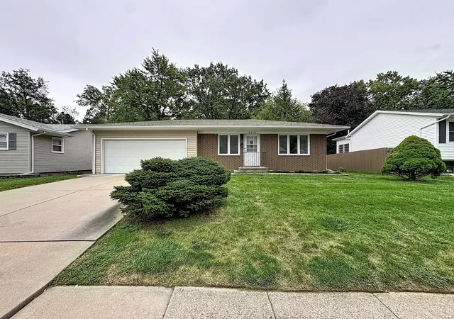 Photo 1 of Single family home for sale at 2438 3rd Street, Moline, IL 61265 | MLS# 12762836 | Listing updated on 2026-10-02