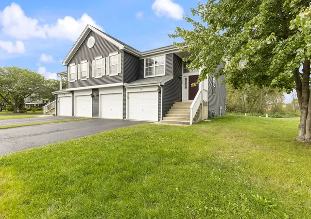 Photo 2 of Multi family home for sale at 402 Gloria Ln, Oswego, IL 60543 | MLS# 12762844 | Listing updated on 2026-09-30