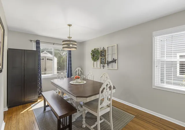 Photo 4 of Single family home for sale at 1525 Candlewood Dr, Crystal Lake, IL 60014 | MLS# 12762851 | Listing updated on 2026-09-23