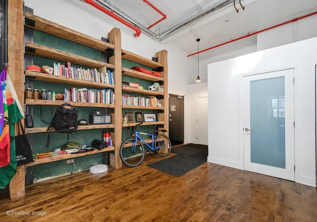 Photo 2 of Condo for sale at 1617 S Michigan Ave #312, Chicago, IL 60616 | MLS# 12762856 | Listing updated on 2026-09-23