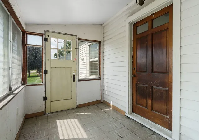 Photo 3 of Single family home for sale at 2629 39th Avenue, Moline, IL 61265 | MLS# 12762857 | Listing updated on 2026-09-24