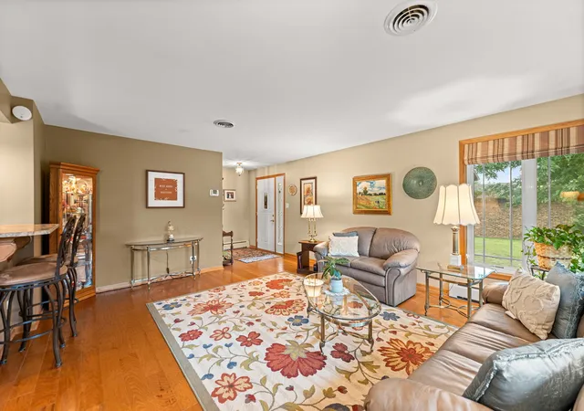 Photo 3 of Single family home for sale at 12449 S Mcvickers Ave, Palos Heights, IL 60463 | MLS# 12762871 | Listing updated on 2026-10-07
