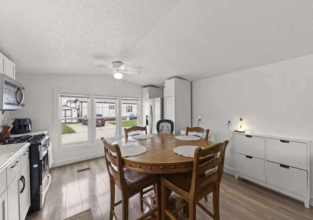 Photo 4 of Manufactured home for sale at (Undisclosed), Bartlett, IL 60103 | MLS# 12762881 | Listing updated on 2026-10-07